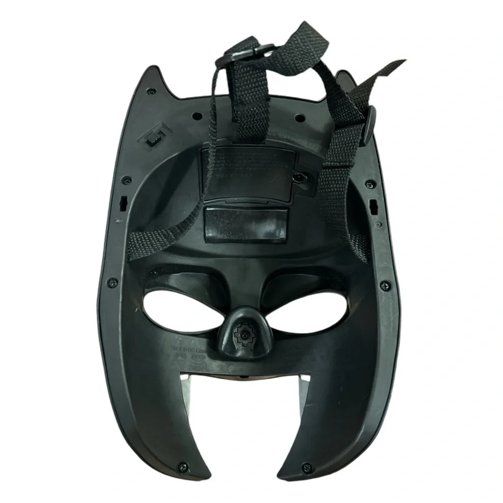 Batman Voice Changing Mask DC Comics Toy Interactive Dark Knight Mattel